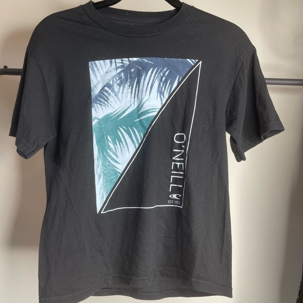 🍀 3/$35 🍀 O’Neill T-shirt - Size S